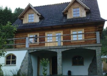 Uście Gorlickie – Gospodarstwo Agroturystyczne “Górolicek”